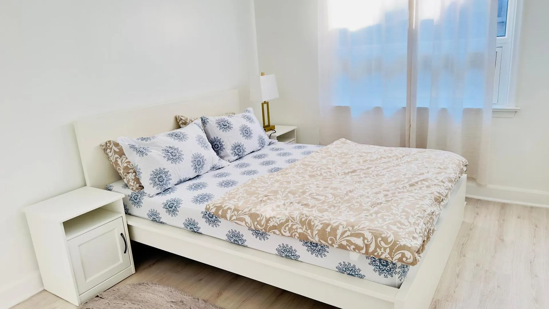 Appartement Cozy Home 10 Mins From Toronto Airport With Free Parking Canada